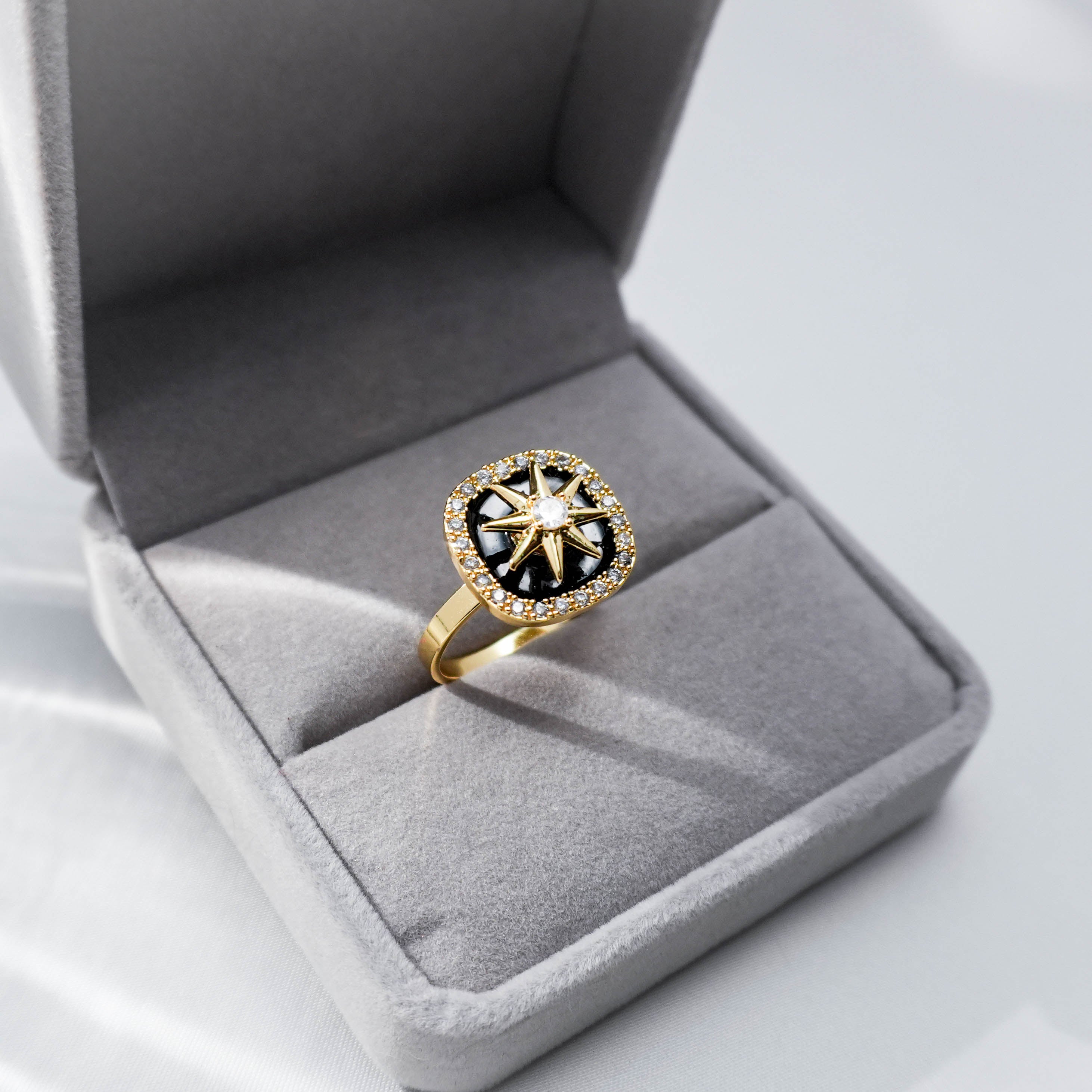 New 2025 Octaspin Anxiety Ring 8-Point Rotating Star Ring for Adult Stress Relief | Unisex Fidget Jewelry