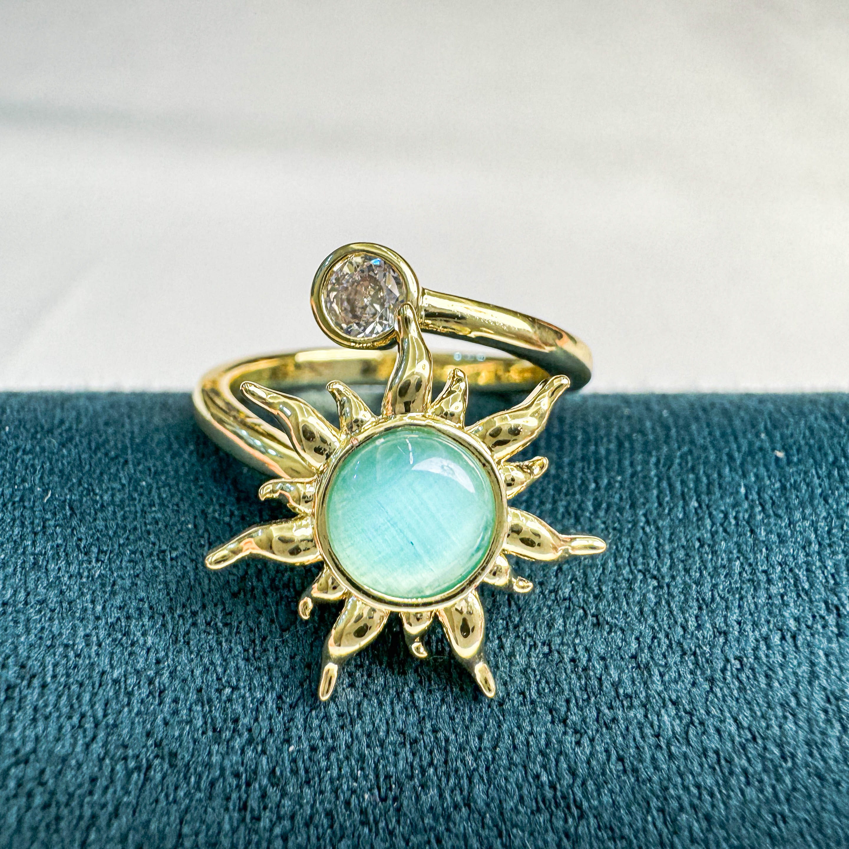 New 2025 Sunspinner Anxiety Ring - Golden Rotating Sunflower Ring for Stress Relief｜Adult Fidget Therapy Jewelry