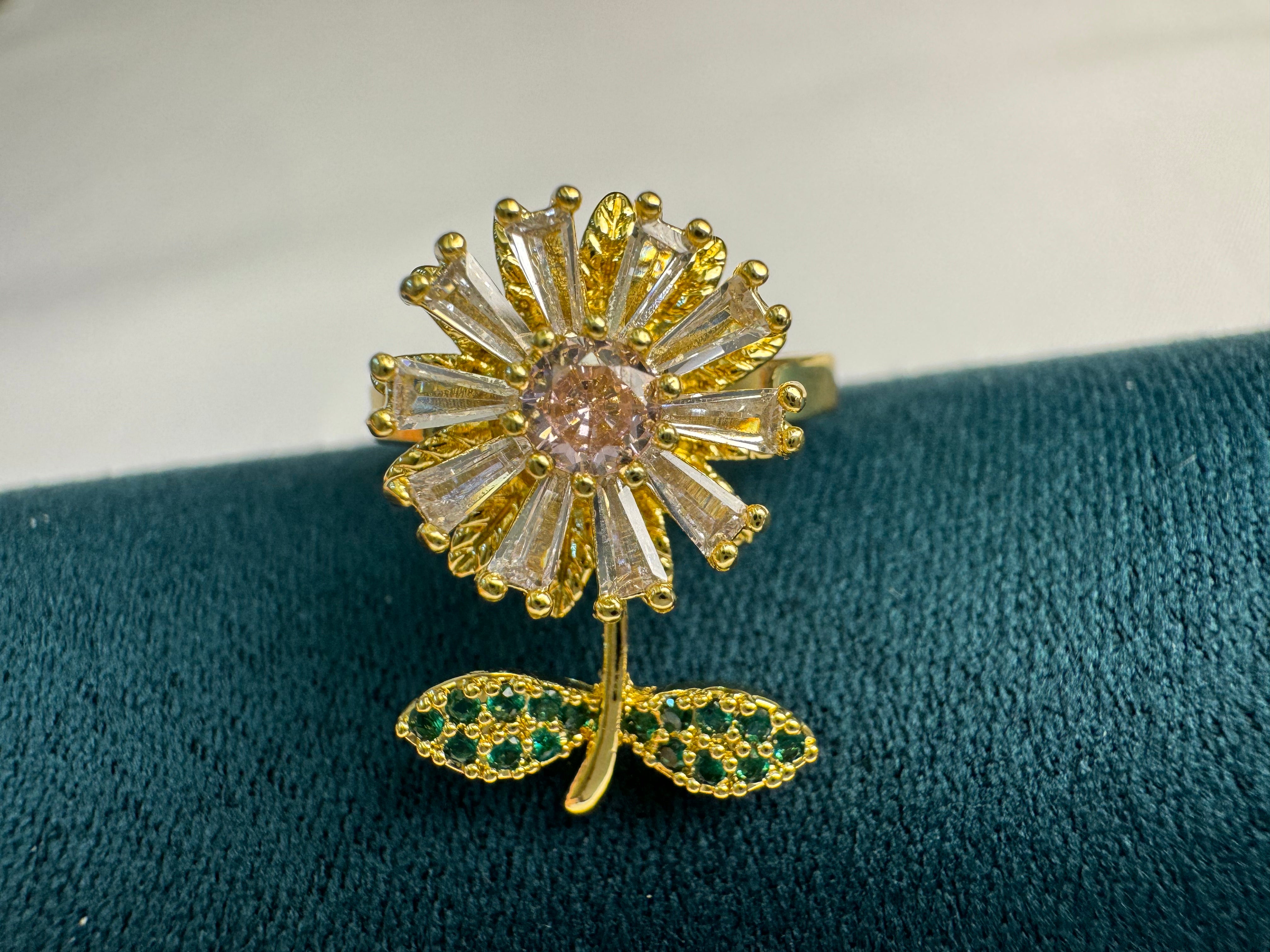 New 2025 Daisy Rings Fidget Ring Anxiety for Women Multiple Crystal Flower Plant Finger Ring Anti Stress Wedding Jewelry