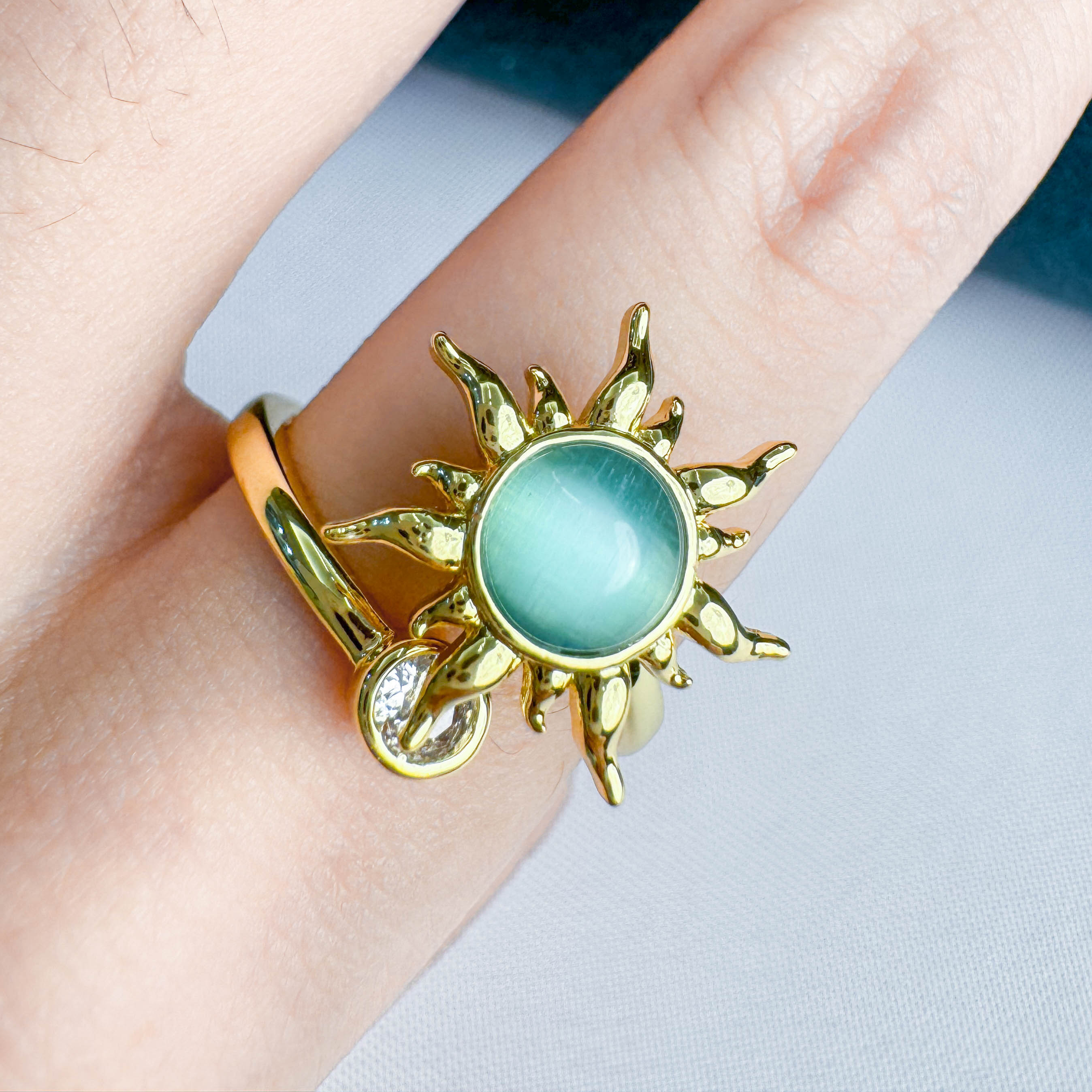 New 2025 Sunspinner Anxiety Ring - Golden Rotating Sunflower Ring for Stress Relief｜Adult Fidget Therapy Jewelry