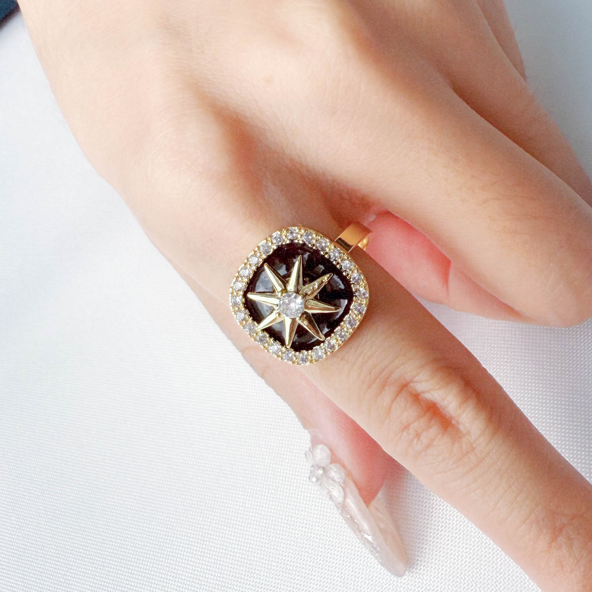 New 2025 Octaspin Anxiety Ring 8-Point Rotating Star Ring for Adult Stress Relief | Unisex Fidget Jewelry