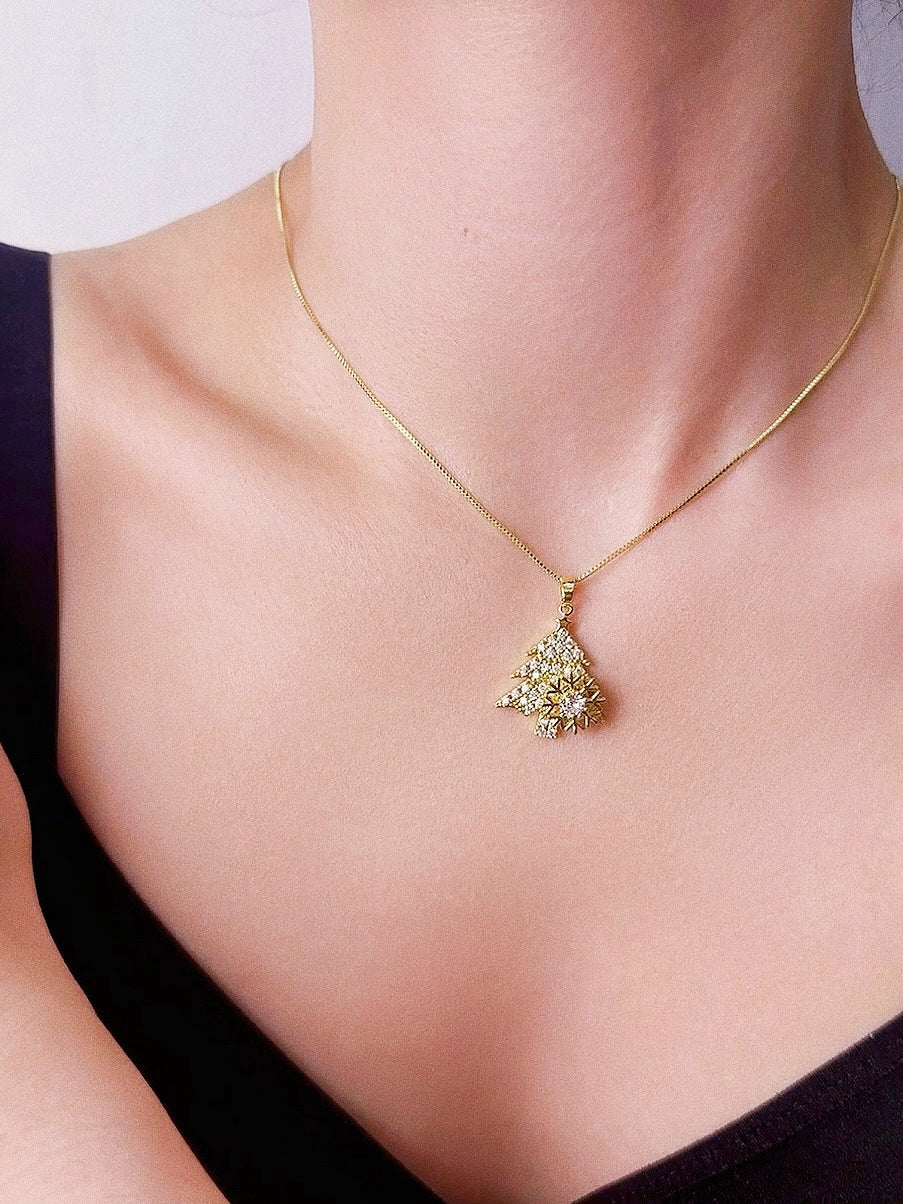 New 2025 Holiday Tree Spinner Necklace – Rotating Snowflake Anxiety Relief Pendant｜Festive Fidget Jewelry for Women
