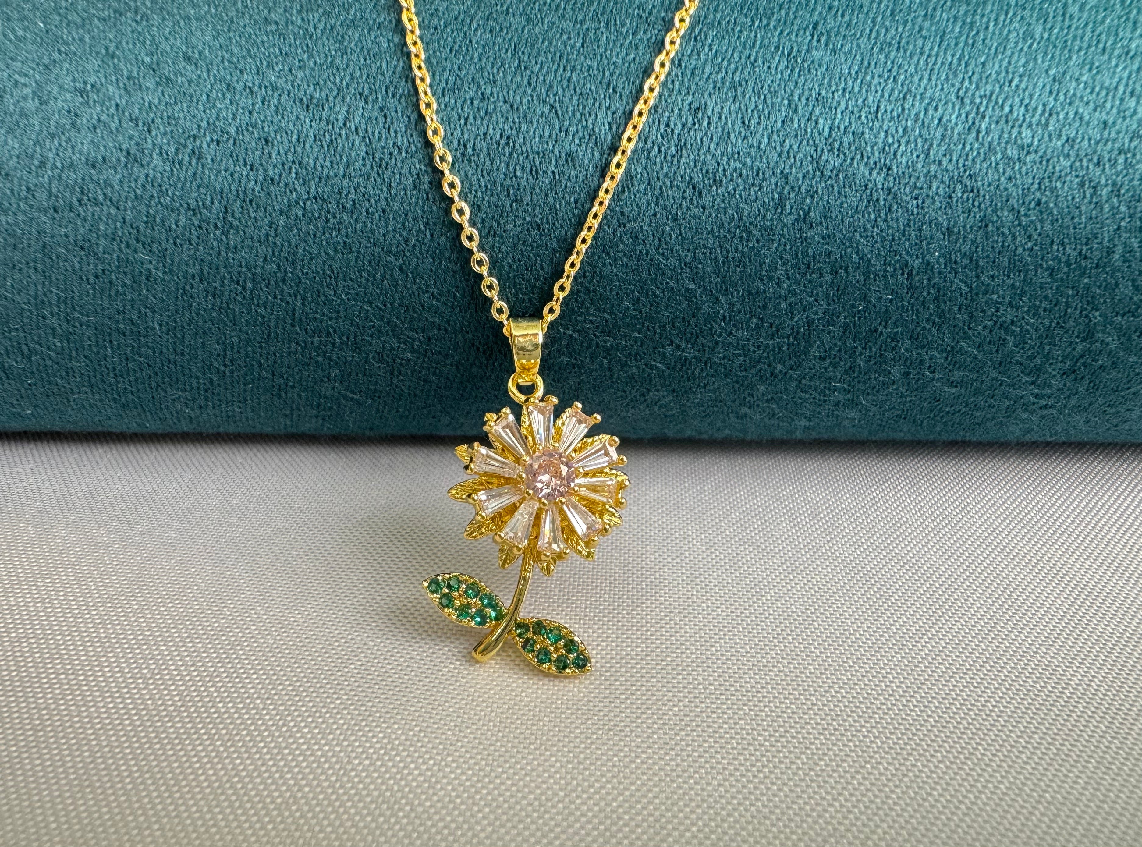 New 2025 Daisy Necklace – Fidget Pendant for Anxiety Relief｜Crystal Flower Rotating Jewelry for Women
