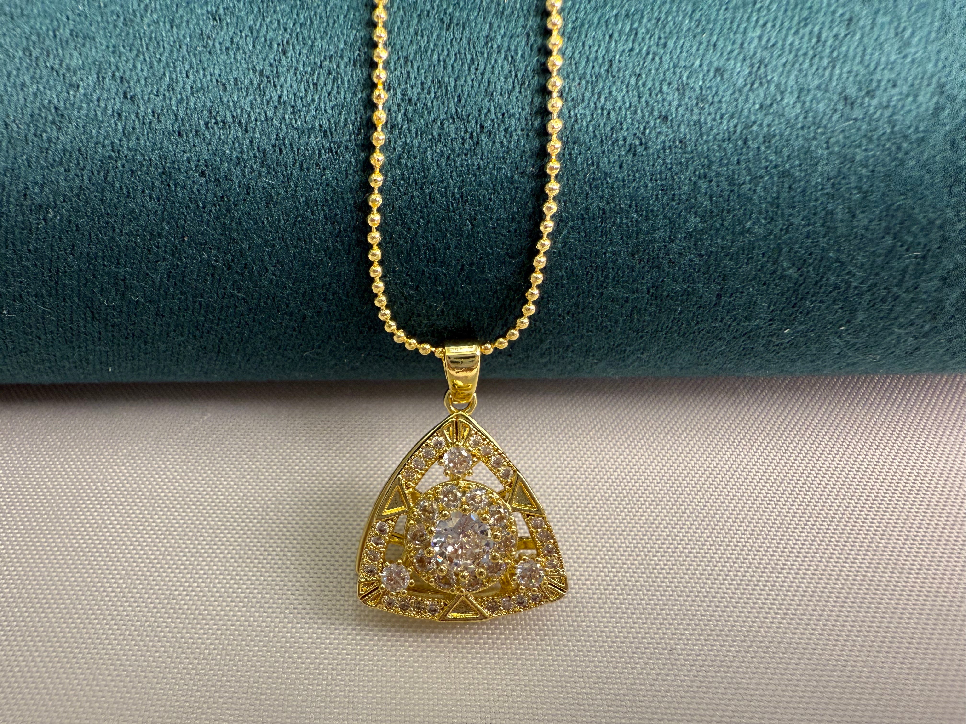 New 2025 Spinning Triangle Necklace – Minimalist Hollow Pendant with Rotating Crystal｜Geometric Anti-Anxiety Jewelry for Women