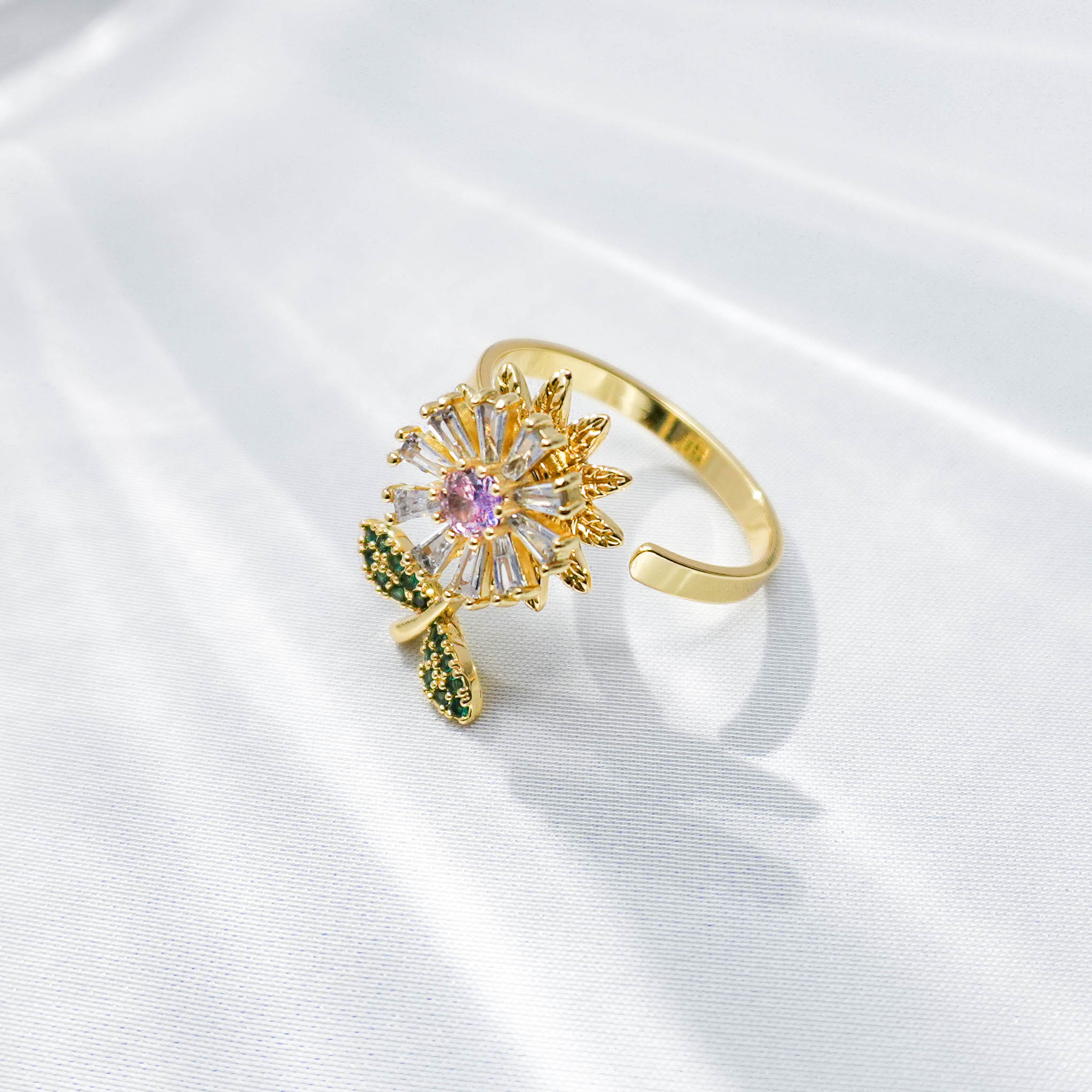 New 2025 Daisy Rings Fidget Ring Anxiety for Women Multiple Crystal Flower Plant Finger Ring Anti Stress Wedding Jewelry
