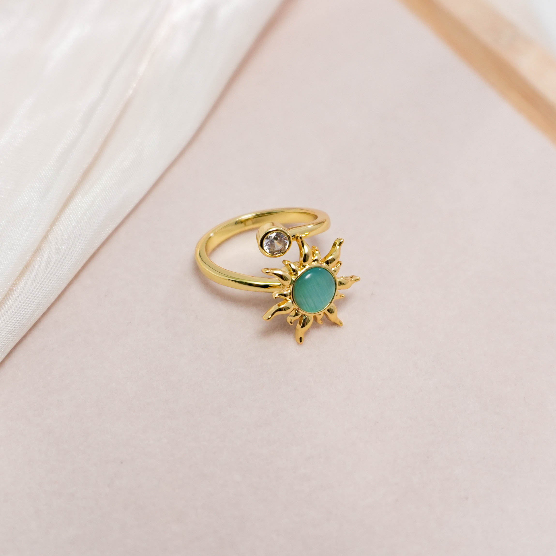 New 2025 Sunspinner Anxiety Ring - Golden Rotating Sunflower Ring for Stress Relief｜Adult Fidget Therapy Jewelry
