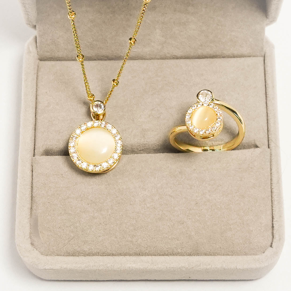 New 2025 Luxe Spinner Jewelry Set – Cat-Eye Planet Ring & Rotating Pendant Necklace｜Elegant Anti-Anxiety Fidget Accessories for Women｜Zircon Vintage Emo Style